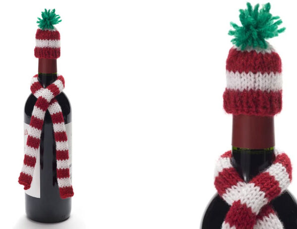 Knit Wine Bottle Set [FREE Knitting Pattern] | learnknittingonline.com
